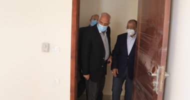 وزير التنمية المحلية ومحافظ الجيزة يتفقدان مشروع مساكن لمتضررى السيول بالصف