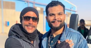 محمد إمام يشيد بأداء أحمد عبد الله محمود فى النمر : "فاجأني وعامل الدور حلو جدا"
