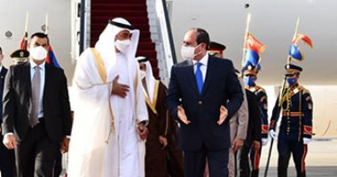 الرئيس السيسى يؤكد تقدير ومودة مصر قيادةً وشعباً لدولة الإمارات العربية 