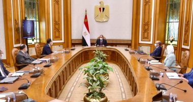 الرئيس السيسي يستعرض تطورات منظومة التأمين الصحى الشامل على مستوى الجمهورية والوضع الراهن لاحتواء تداعيات كورونا.. ويؤكد: هدفنا العلاج والخدمات الطبية المتطورة بأفضل مستوى لجميع المصريين خاصة الأكثر احتياجا