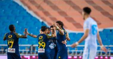 الفتح يهزم التعاون 4 / 3 في مباراة ماراثونية بالدوري السعودي.. فيديو