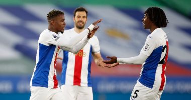 ليستر سيتي يتأخر بهدف أمام كريستال بالاس في الشوط الأول بالدوري الإنجليزي
