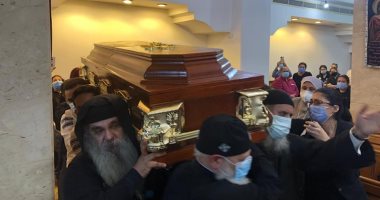 أسقف عين شمس يودع القمص ميخائيل ميخائيل