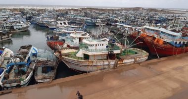توقف حركة الملاحة بميناء البرلس وبمياه البحر المتوسط لسوء الأحوال الجوية