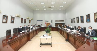 تفاصيل اجتماع وزير السياحة والآثار بلجنة "خبراء الترويج السياحى" 