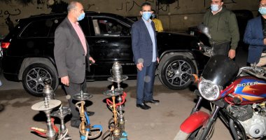محافظ الغربية يغلق مقهي بطنطا لتقديم الشيشة وعدم تطبيق إجراءات كورونا.. صور