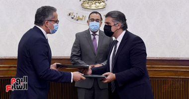 رئيس الوزراء يشهد مراسم التعاقد مع التحالف الفائز بتشغيل المتحف المصرى الكبير