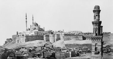 100 صورة عالمية.. "القلعة" قرارات سياسية غيرت العالم وجدران تتحدى الزمن