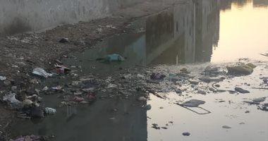 "مياه الشرقية" تستجيب لشكوى من كسر بخط الصرف الصحى فى قرية الحصر