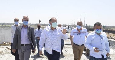 محافظ أسيوط: 13 عملا صناعيا بمحور ديروط التنموى بمليار و700 مليون جنيه