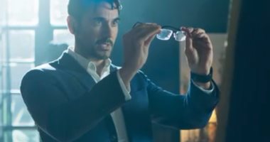 مسلسل هجمة مرتدة الحلقة 16.. الكشف عن مهمة هند صبرى الجديدة.. ظهور إنجى المقدم بدور نازلى شوكت.. الراهب يحاول الوصول إلى أحمد صلاح حسنى.. وأحمد عز يستعد للسفر لمقابلة "عمار المقدسى" ويسترجع ذكرياتهما معا.. صور
