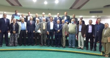 فى عيد العمال.. نقابة العاملين بالغزل تدعوا الأعضاء لمواصلة العمل والإنتاج