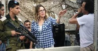 فرح النابلسى.. قصة مخرجة فلسطينية دعا مدير CIA السابق بايدن لمشاهدة فيلمها "الهدية".. فيديو