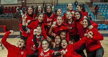 الأهلى بعد حسم سيدات اليد لقب الدوري: "أبطال الثلاثية عدو حدود العالمية"