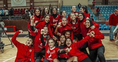 سيدات يد الأهلى بطلات الثلاثية موسم 2020 / 2021