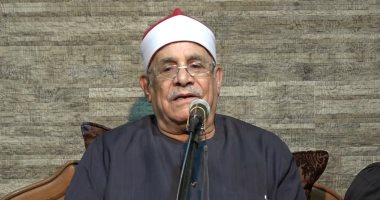 إحياء دولة التلاوة.. الشيخ عبد الرحيم دويدار: أصبح لدينا قراء استعراضيين لا يتدبرون معانى القرآن الكريم.. التلاوة الآن تخضع للتنغيم أكثر من أصول التجويد لكسب الشهرة.. ويؤكد:ما زال لدينا قراء ملتزمين جدا