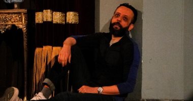 عمرو القاضي يجسد شخصية هاملت فى مسرحية من تأليف سامح مهران 