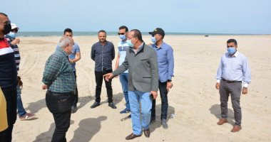 سكرتير عام الدقهلية يقود جولة للتأكد من تنفيذ قرار غلق الشواطئ بجمصة