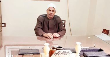 وكيل أوقاف الأقصر يتابع العمل فى 4 مساجد بأرمنت وفرش 3 أخرى بسجاد جديد.. صور
