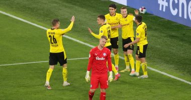 كأس ألمانيا.. دورتموند يعبر هولشتاين كيل بخماسية ويواجه لايبزيج في النهائي