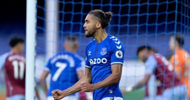 موعد مباراة إيفرتون ضد بيرنلى فى الدورى الإنجليزى