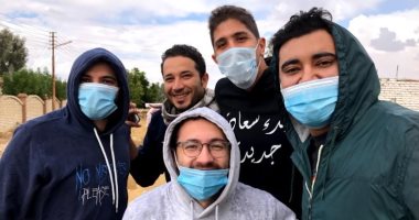 "الناس للناس".. قصة 3 شباب يمدون يد الخير من القاهرة لكل المحافظات.. صور