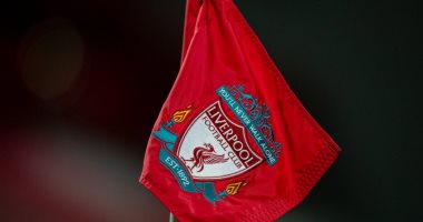 ليفربول يعلن ترحيبه بتأجيل مواجهة مانشستر يونايتد 