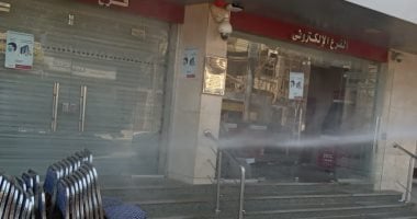 محافظ أسيوط: حملات تعقيم للكنائس والمساجد والمنشآت العامة لمواجهة كورونا.. فيديو وصور