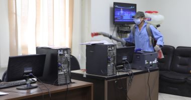 تكثيف أعمال تطهير وتعقيم المنشآت الحكومية ببنى سويف لمجابهة كورونا.. صور