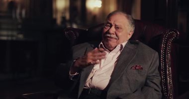 ملخص الحلقة 19 من مسلسل نجيب زاهى زركش.. نهى عابدين تعيد ليحيى الفخرانى خزينة زركش.. كريم عفيفى يكتشف أن والده الذى رباه ليس أبيه الحقيقى.. واعتراف "ليالى" بالسرقة لعدم قدرتها على فتح الخزنة