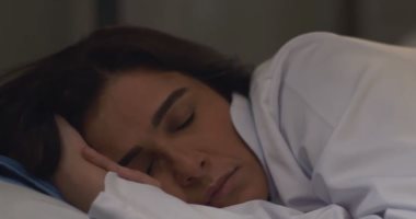 "اللي مالوش كبير" الحلقة 21.. قدرية تتفق على تشويه وجه غزل داخل السجن