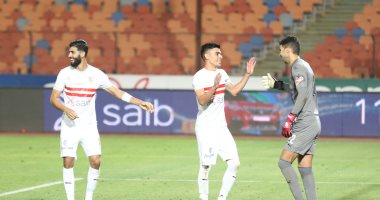 الزمالك يتعادل أمام بيراميدز 1/1 في الوقت القاتل ويحافظ على الصدارة.. فيديو وصور