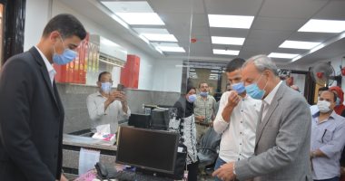 محافظ القليوبية يتابع بدء التطبيق التجريبى لمنظومة تراخيص البناء الجديدة.. صور