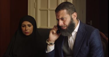 مسلسل لعبة نيوتن الحلقة 22.. منى زكى تفشل فى إقناع محمد فراج بتركها وكشف سر والدته الحقيقية وإخفاء صلته بها عن هنا.. محمد ممدوح وعائشة بن أحمد يسافران خارج مصر.. و"سارة" تطلب الطلاق من "مؤنس" وتصفه بالمنافق