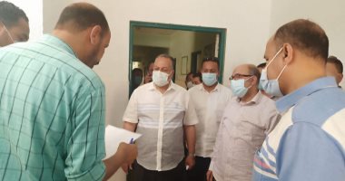 محافظ أسيوط: زيادة أعداد الأسرة والأجهزة وتانكات الأكسجين بالمستشفيات