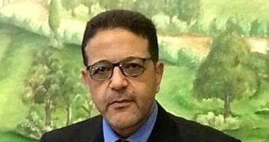 ياسر عسل فنان جرافيتى بدرجة طبيب يرصد الطبيعة فى رأس البر ..  صور 