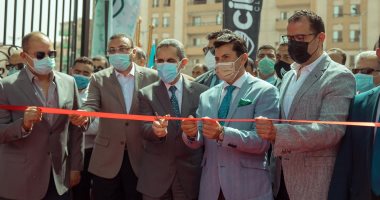 صور.. وزير الرياضة ومحافظ الغربية يفتتحان نادى سيتي كلوب طنطا جزئيا