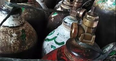 ضبط ورشة حدادة تستغل أزمة كورونا لبيع أسطوانات الأكسجين بأسعار مرتفعة
