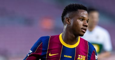 برشلونة يعلن خضوع أنسو فاتي لجراحة ناجحة بالمنظار على الركبة اليسرى