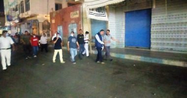 تشميع محلين بمرسى مطروح لمخالفتها قرارات رئيس الوزراء بالغلق الساعة 9 مساء