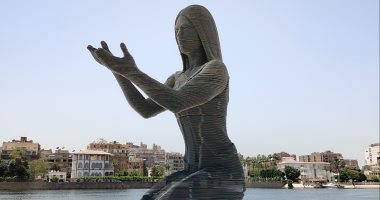 شاهد عروسة النيل فى أول ظهور لها بممشى أهل مصر