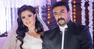 عمرو محمود ياسين بعد زواج غزل والخديوي فى"اللي مالوش كبير":"أظن ماشيين كويس"