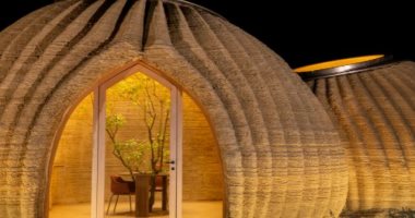 مستقبل السكن.. تصميم أول منزل من الطين بتقنية الطباعة 3D فى إيطاليا.. صور