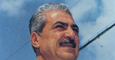 شاعر من فلسطين.. نقرأ قصيدته "هنا باقون" فى ذكرى ميلاد توفيق زياد