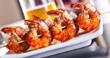 فطار 26 رمضان.. طريقة عمل الجمبرى المشوى