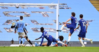 مانشستر سيتي يرفض حسم لقب الدوري الإنجليزي ويسقط أمام تشيلسي بثنائية