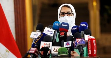 حصاد الوزارات.. وزيرة الصحة: ضخ مليونى جرعة من لقاح سينوفاك بالمراكز بعد تصنيعه خلال شهرين