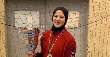 سلمى مكاوى لاعبة اليد تقدم طريقة عمل كيساديلا الخضروات