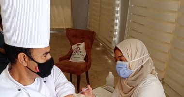 صحة البحر الأحمر: تطعيم 37 ألفا و565 عاملا فى النشاط السياحى بلقاح كورونا ..صور