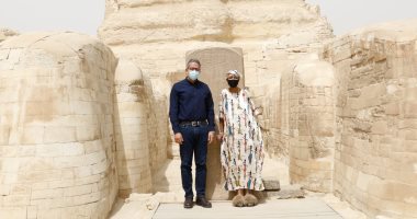 نجل الأمريكية المصابة بالسرطان يوجه الشكر لوزير السياحة: شكرا على تحقيق حلم والدتى